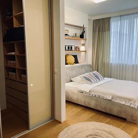 Resident * コシツェ